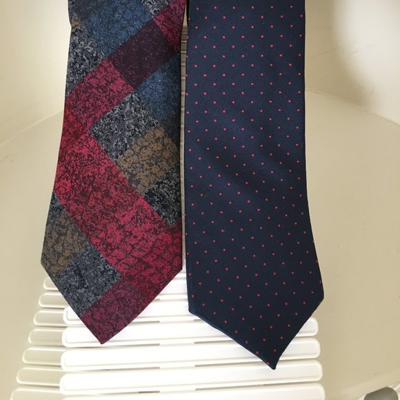 Stylish pair of Men's Silk Ties - Picture 4 of 5